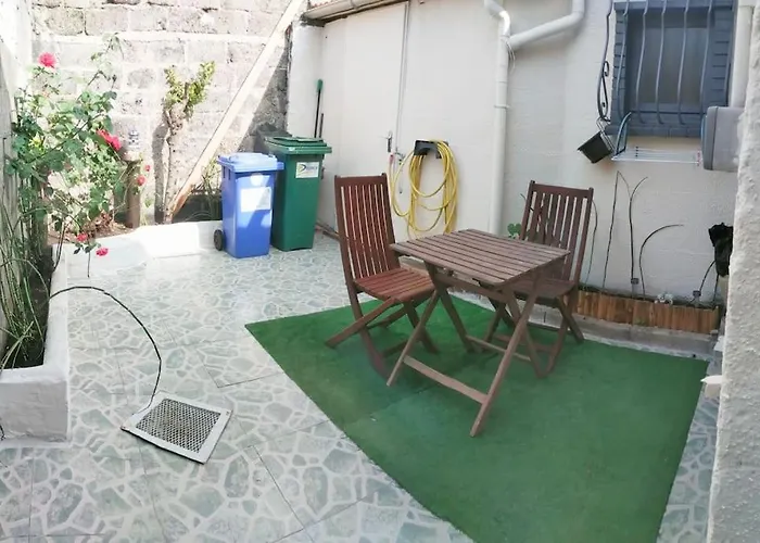 Petite Maison A 3* Drancy